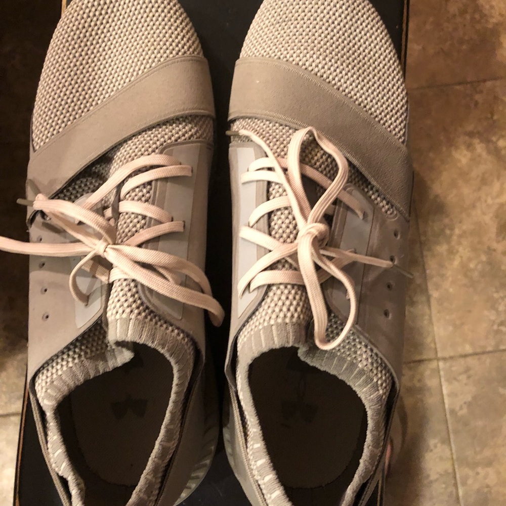 Under armor shoes
